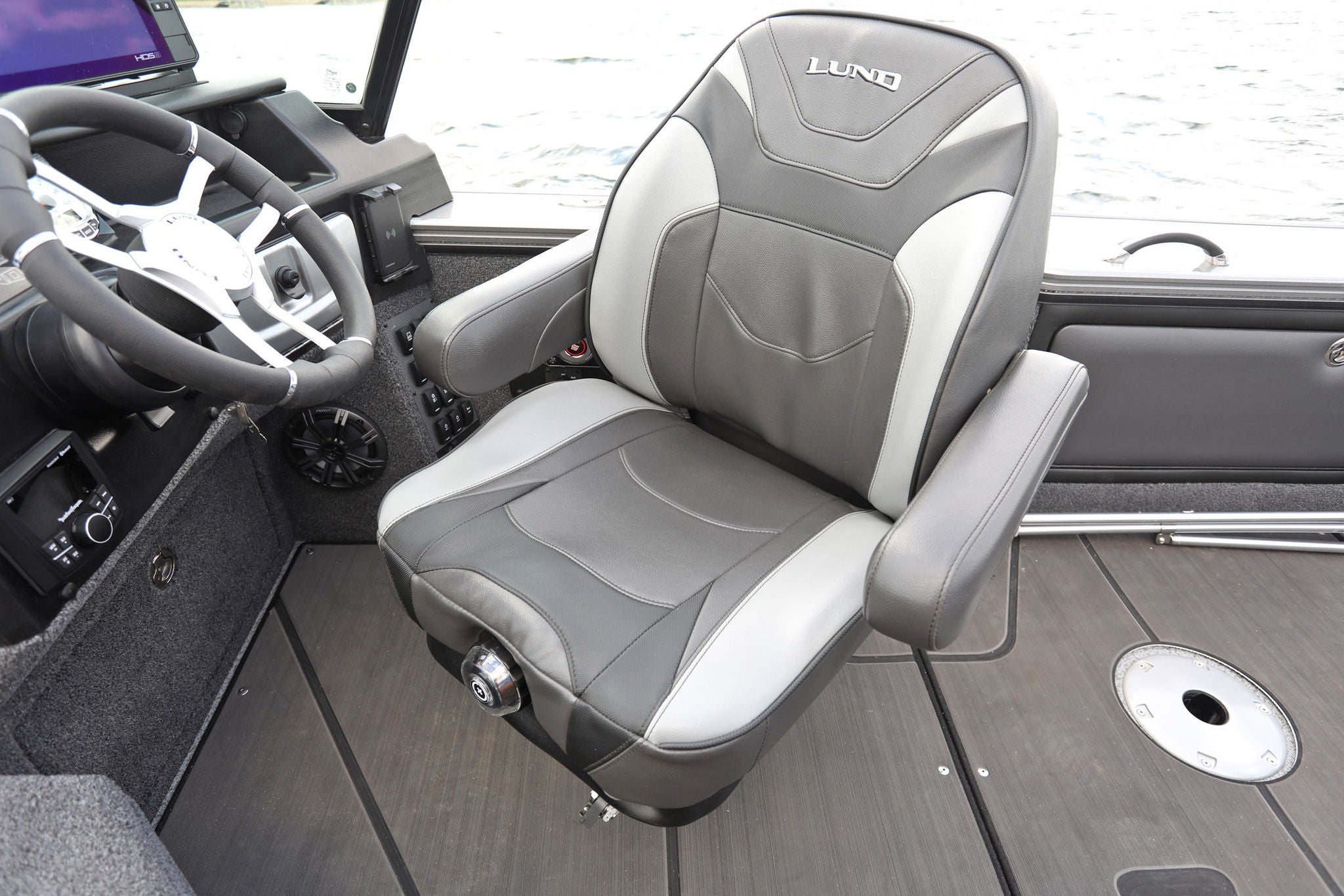 Lund Boat's 1975 Pro-V