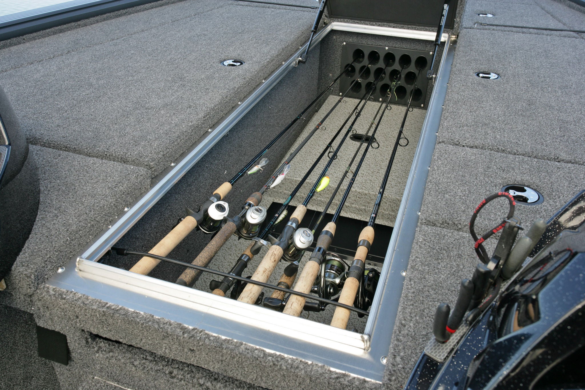Lund Boat's Pro-V Musky