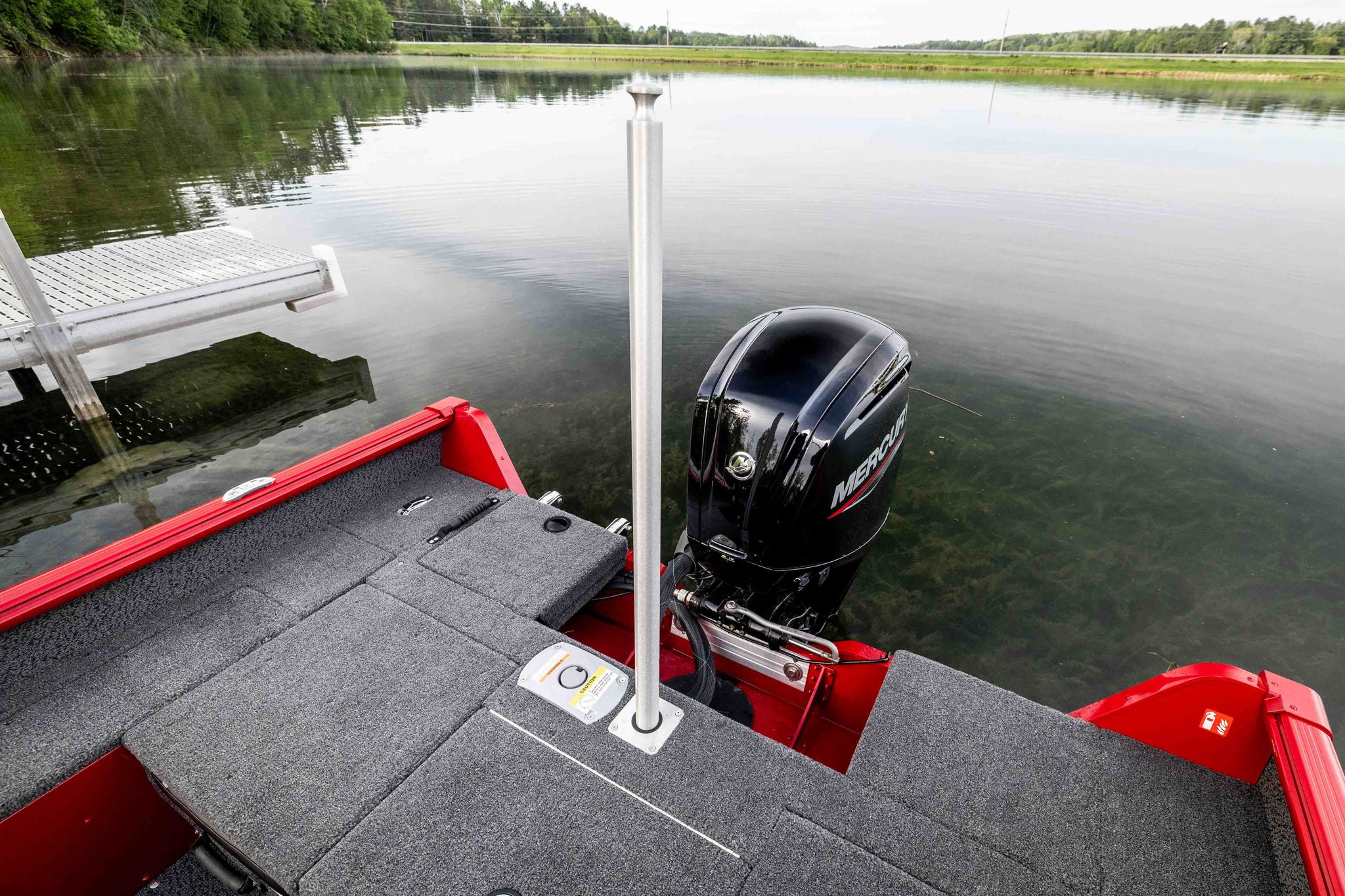 Lund adventure 1800 ss ski pylon