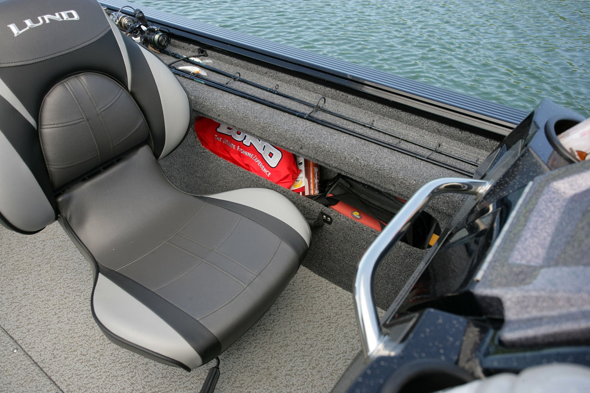 Lund Boat's Pro-V Musky