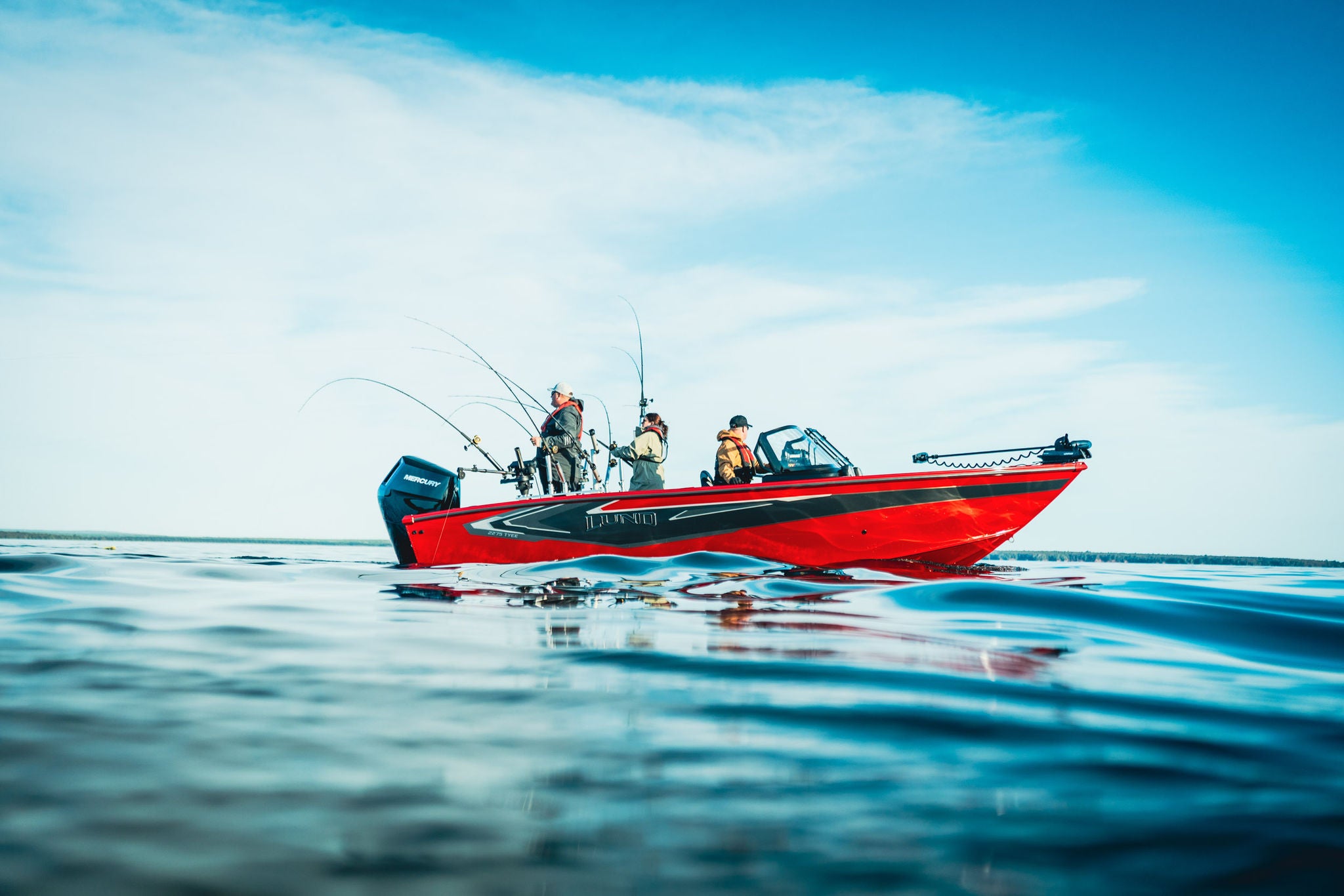 Lund tyee 2275 fishing