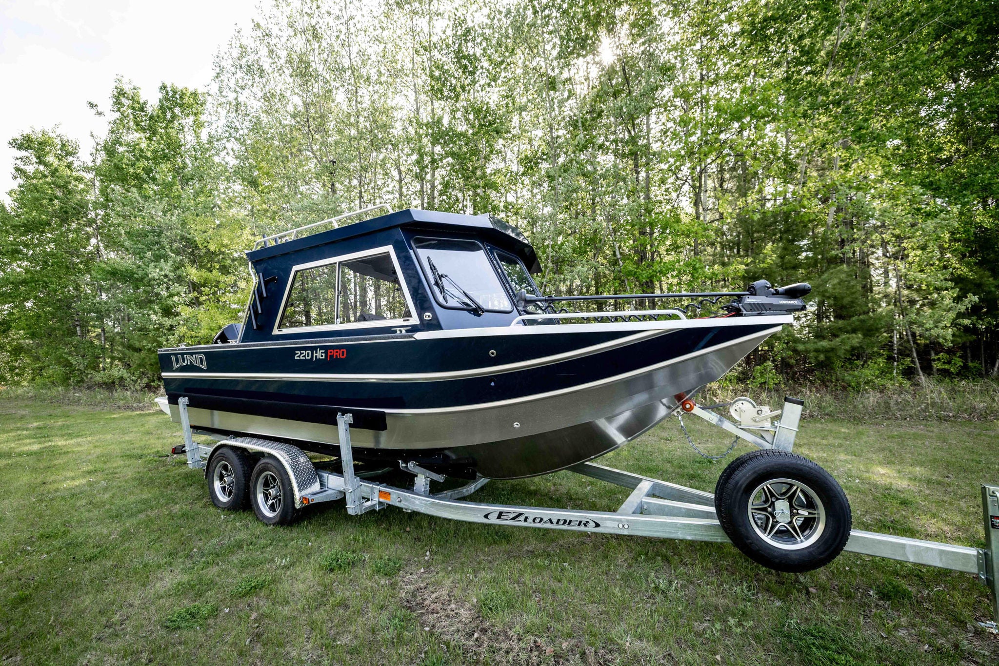 Lund hg pro 220 trailer