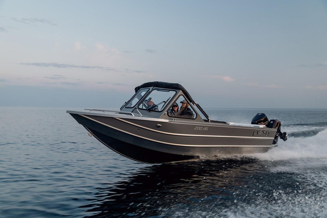 A HG 200 Lund boat on the water