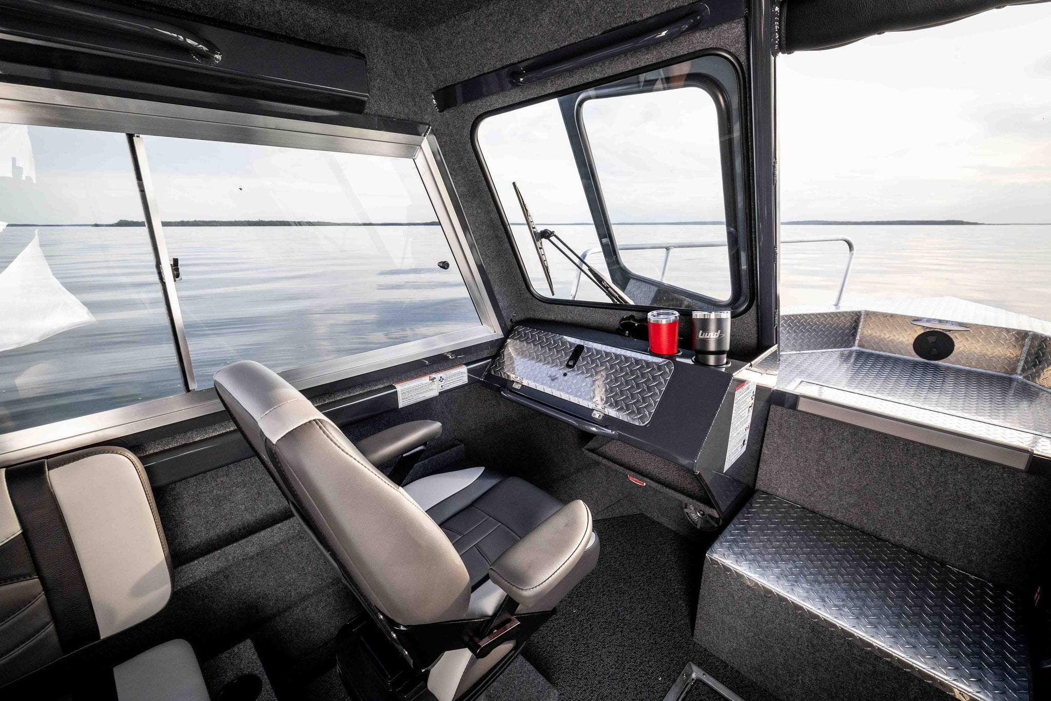 Lund hg pro 240 passenger