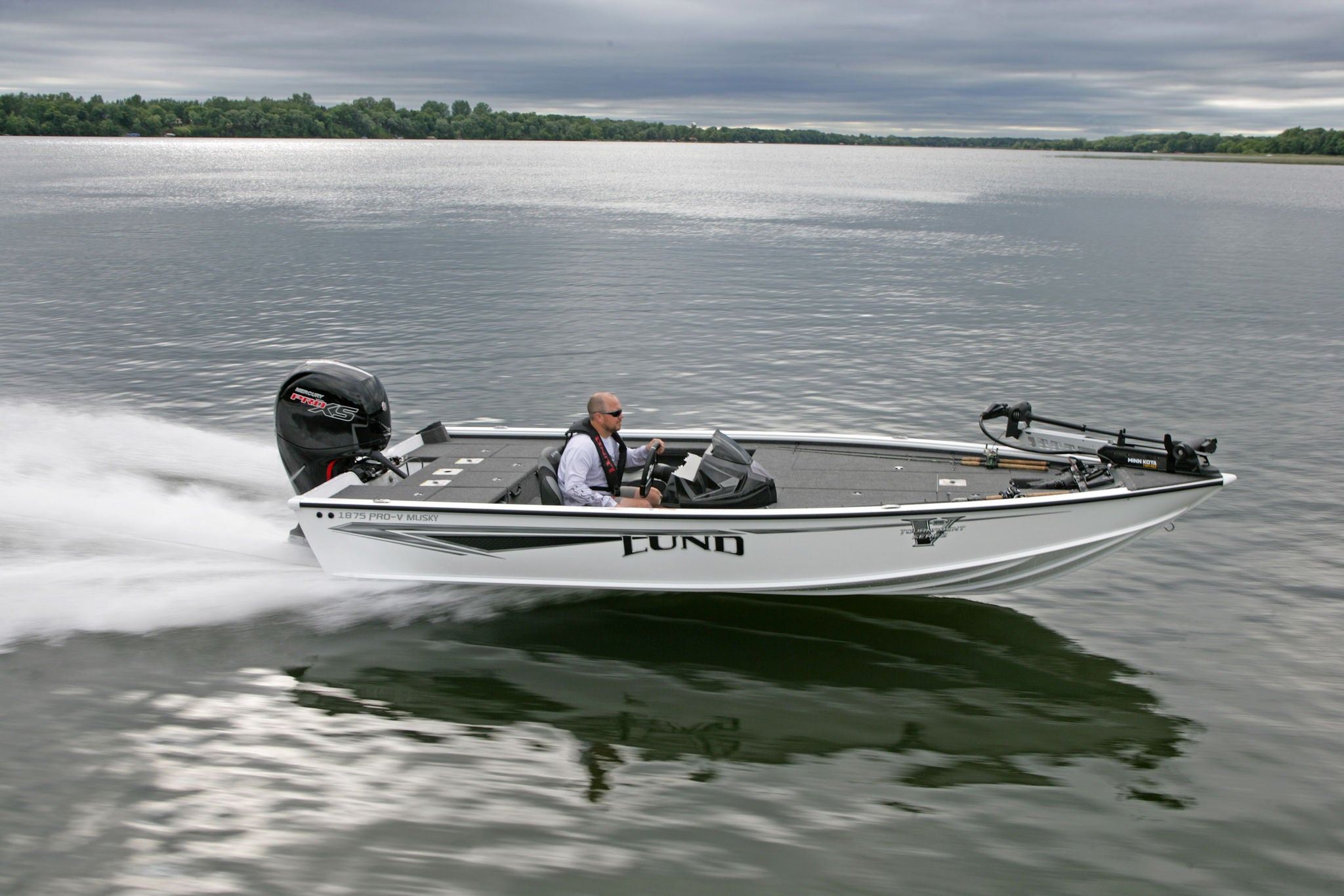 Lund Boat's 1875 Pro-V Musky