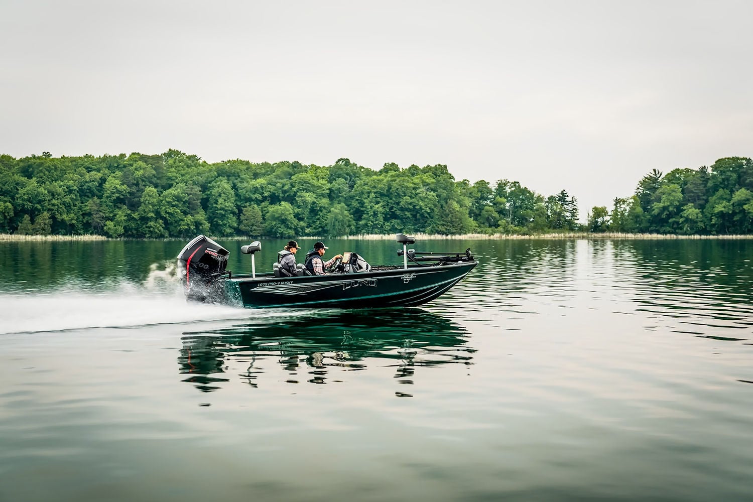 Lund Boat's 1875 Pro-V Musky