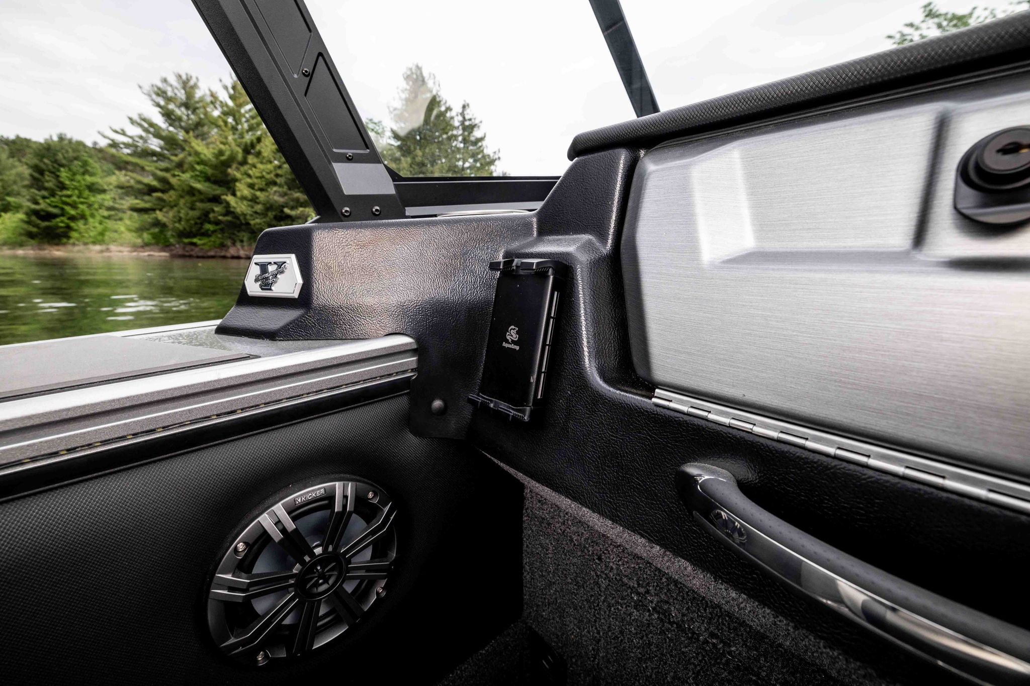 Lund Boat's 2075 Pro-V