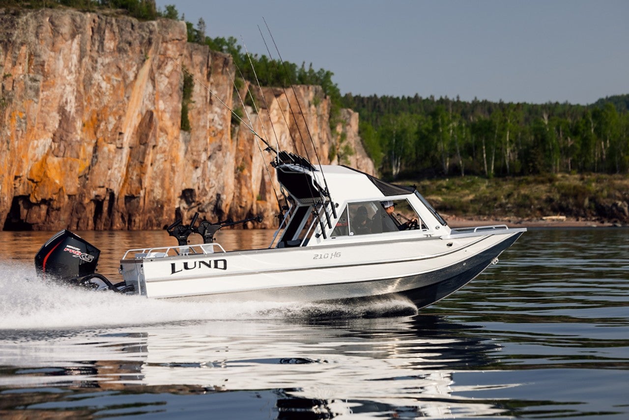A HG 210 Running from Lund