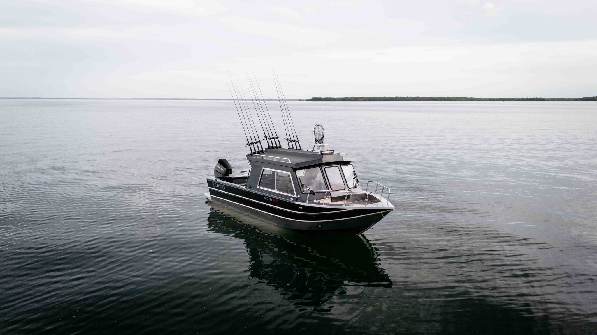 Lund hg pro 240 drone empty boat