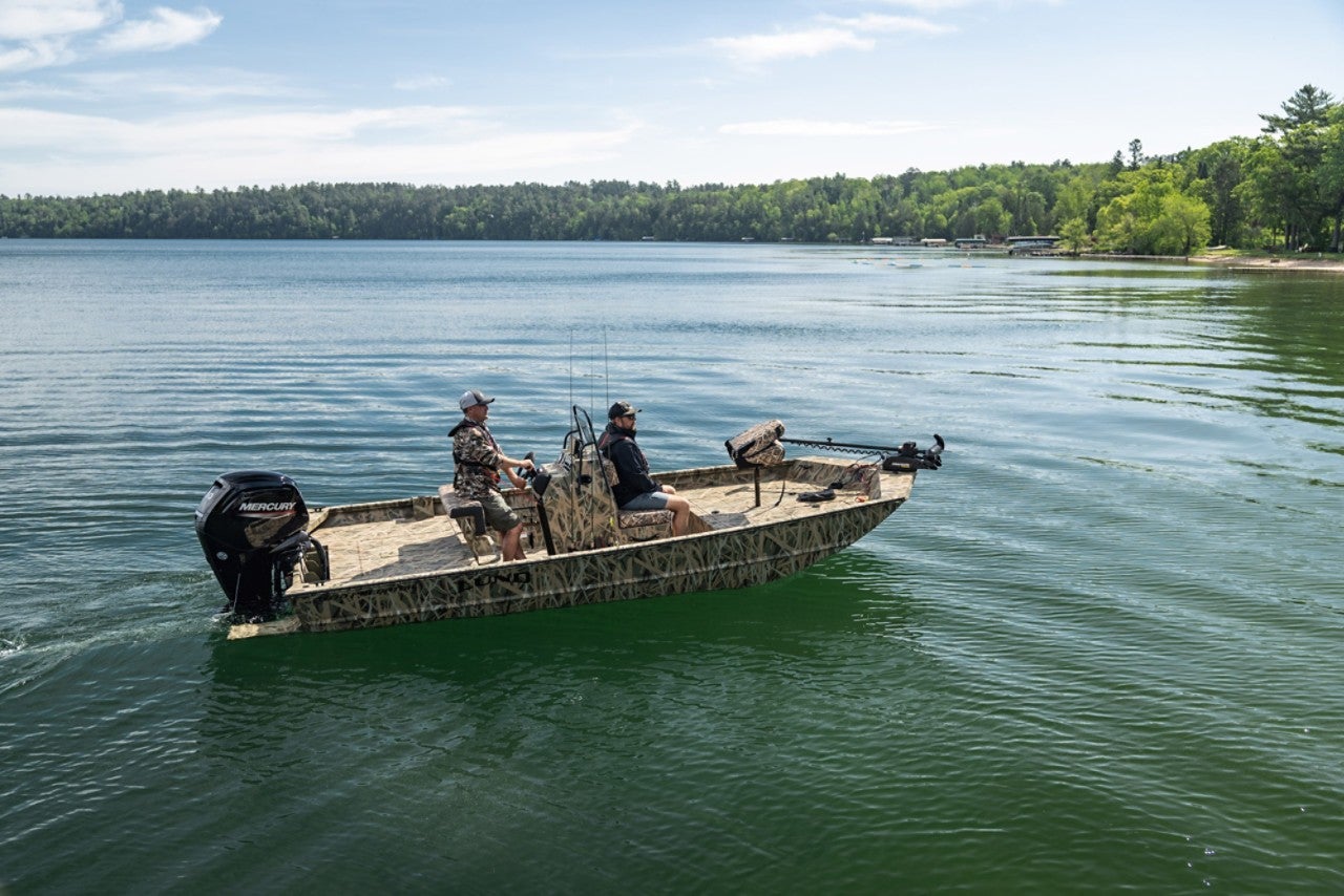 Lund Boat's 1870 Predator
