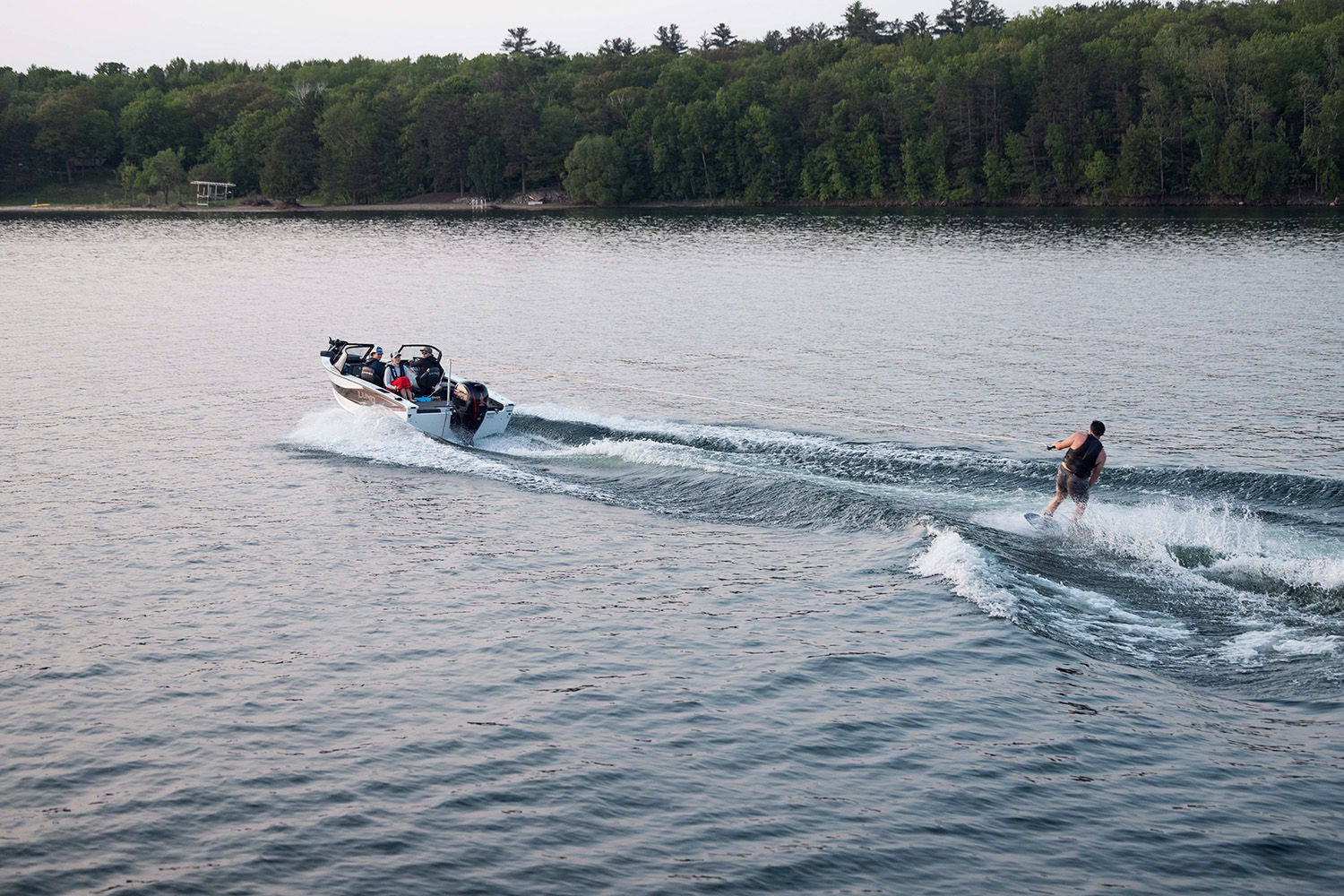 Lund Boat's Crossover XS