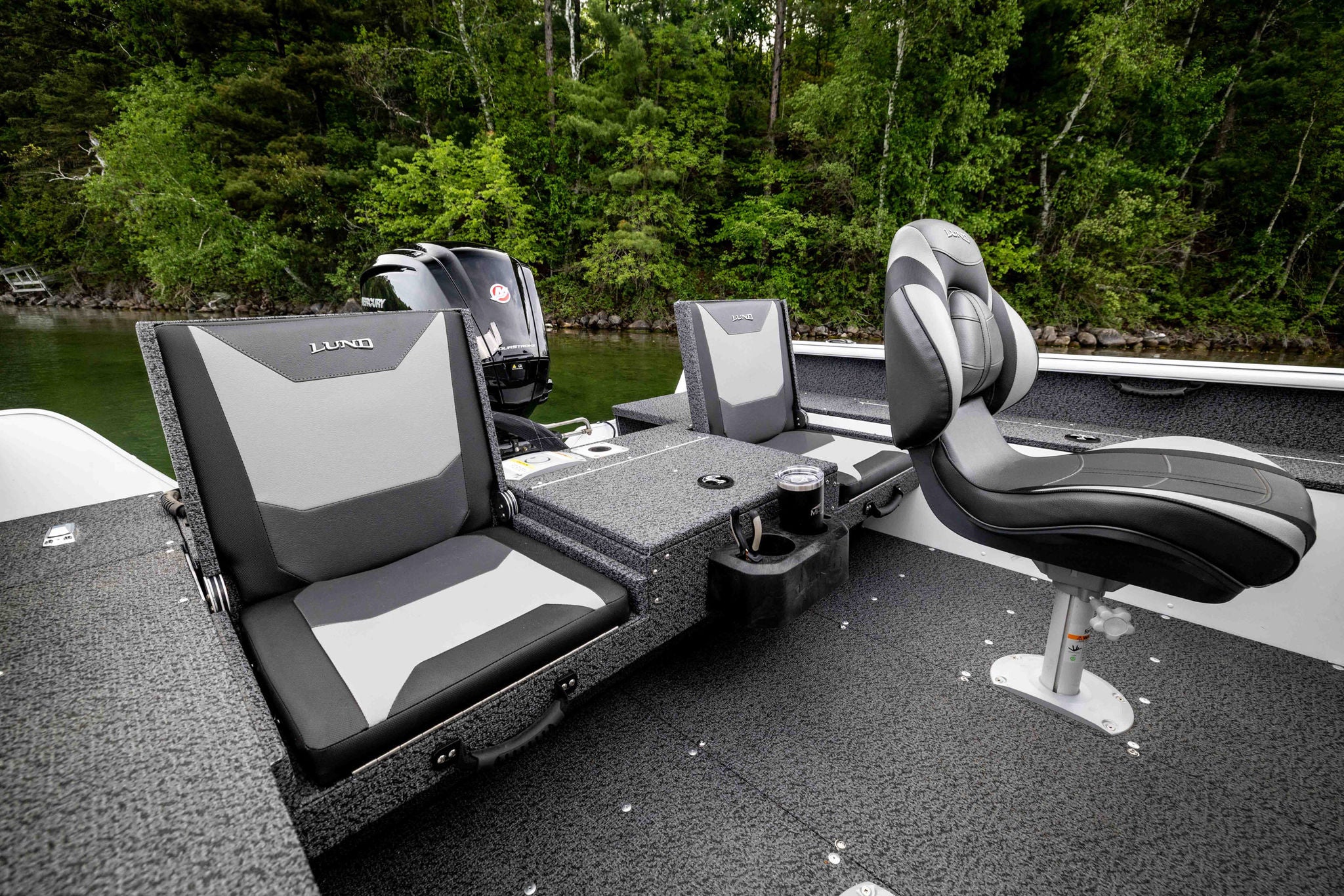 Lund adventure 1800 sport jump seats