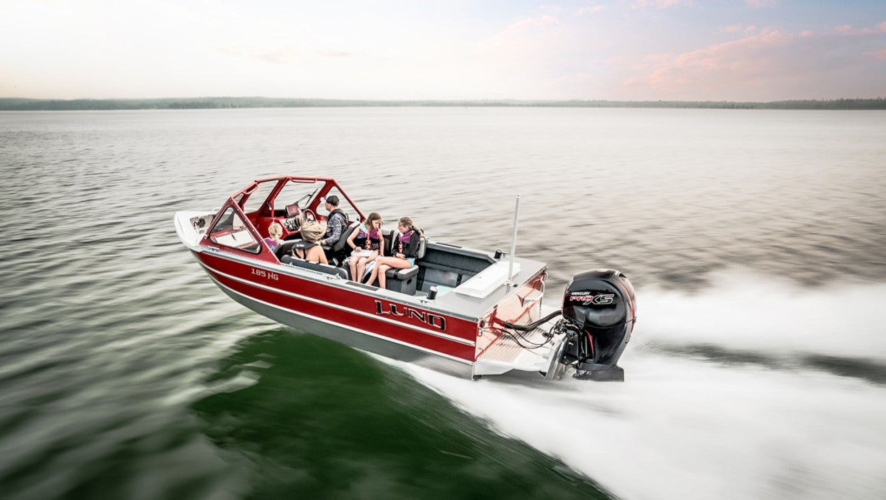 A HG 185 Lund boat on the water
