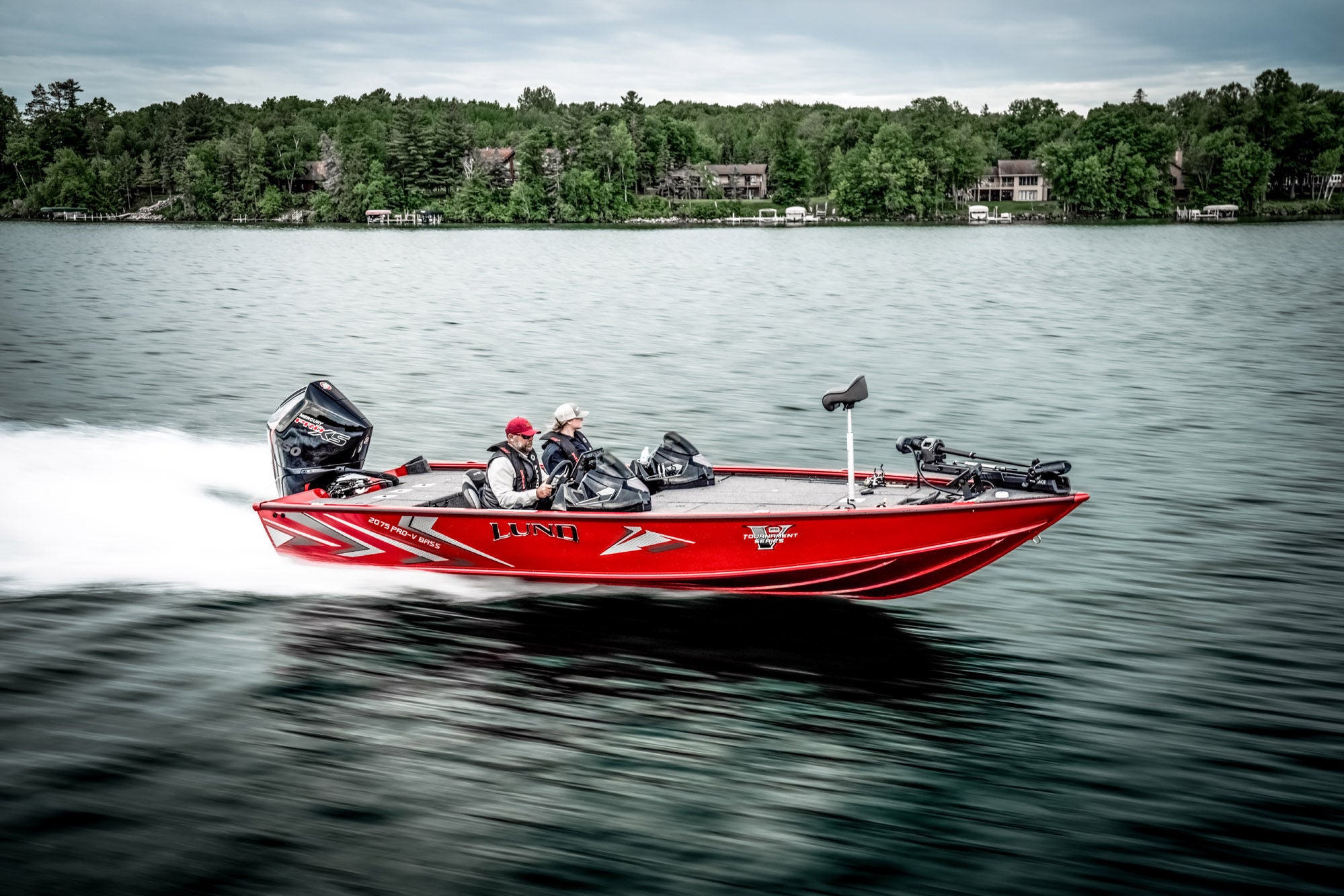 Lund Boat's 2075 Pro-V Bass