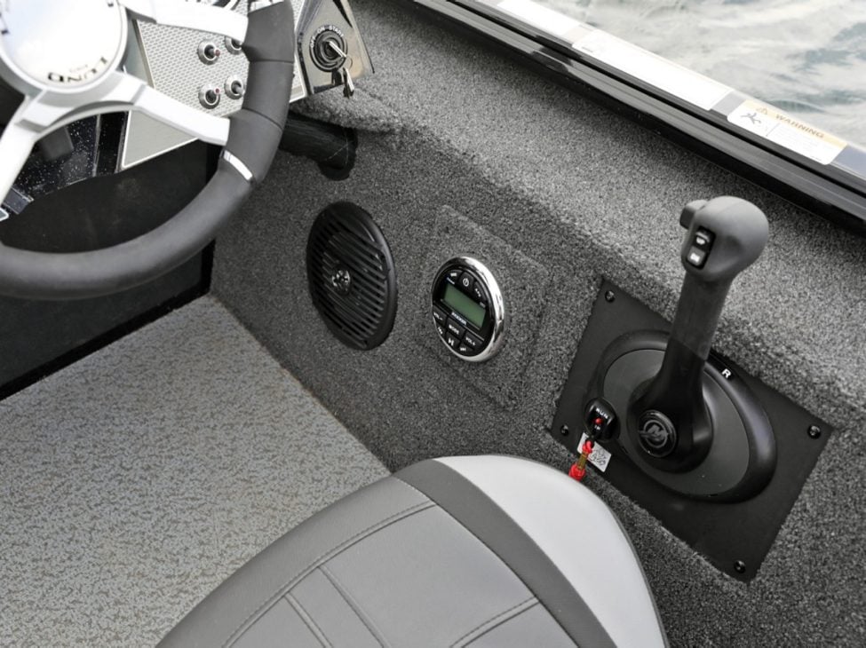 1875-1975%20Renegade%20Optional%20Stereo%20and%20Speaker