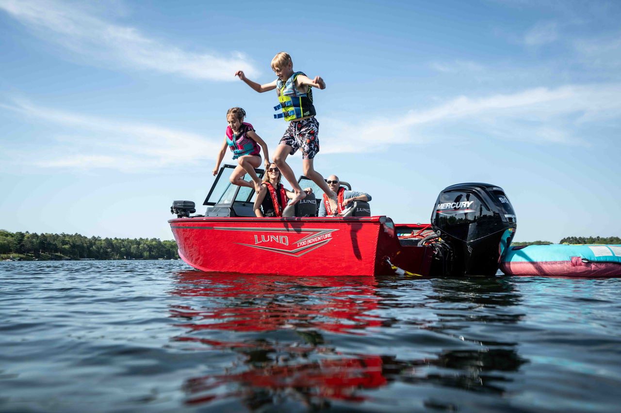 1775 Crossover XS - Boat Configurator